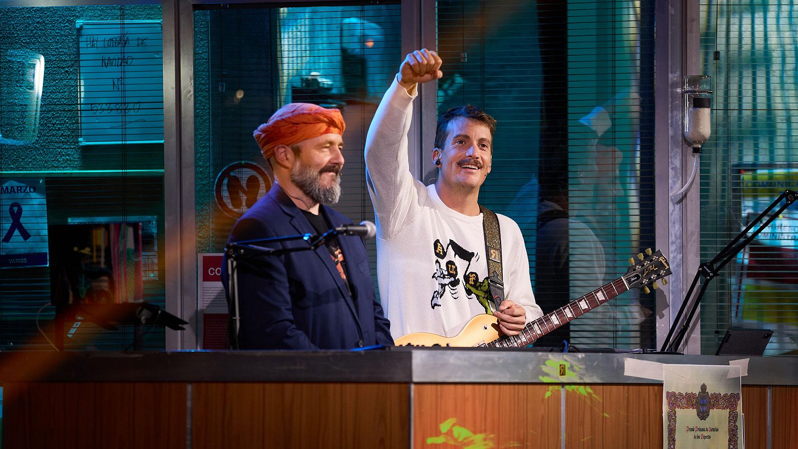 La Revuelta | La hermana de Bezos y el cumpleaños de Grison 14/11/24 - La Revuelta | Ver