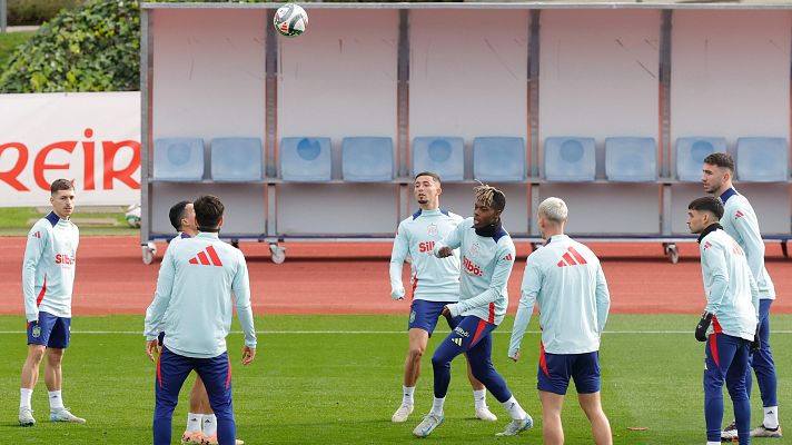 Telediario 2 - España quiere continuar con su idilio frente a Dinamarca, uno de sus rivales favoritos