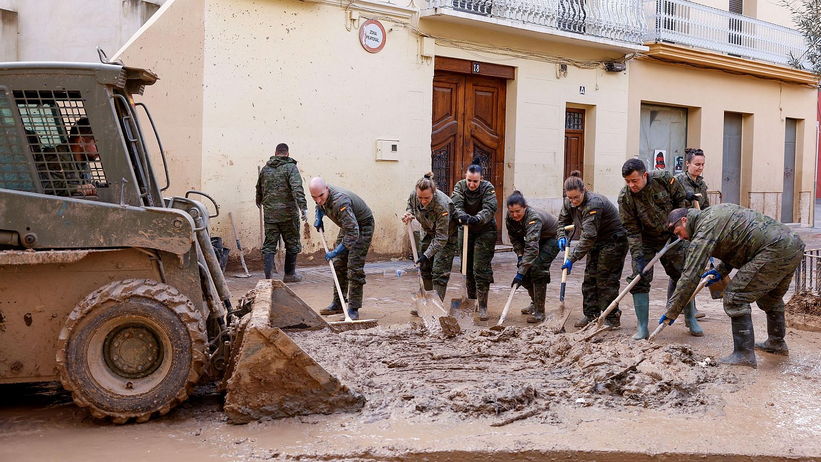 Telediario matinal en cuatro minutos - 16/11/2024 | Ver