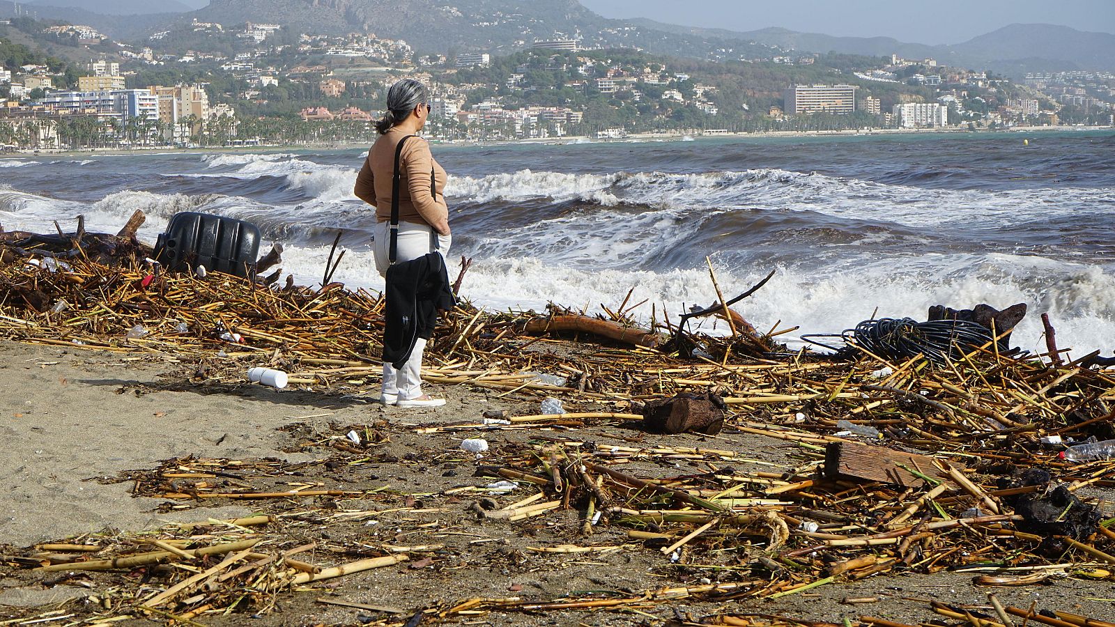 Medir la temperatura del mar para prevenir fenómenos atmosféricos extremos