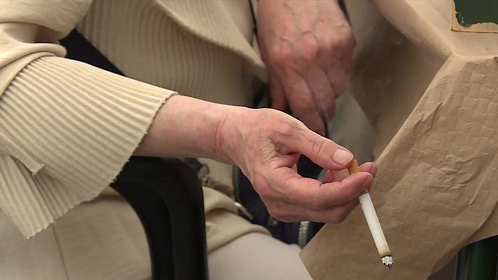 L'Informatiu - Deixar el tabac i els cribratges per a combatre el càncer de pulmó