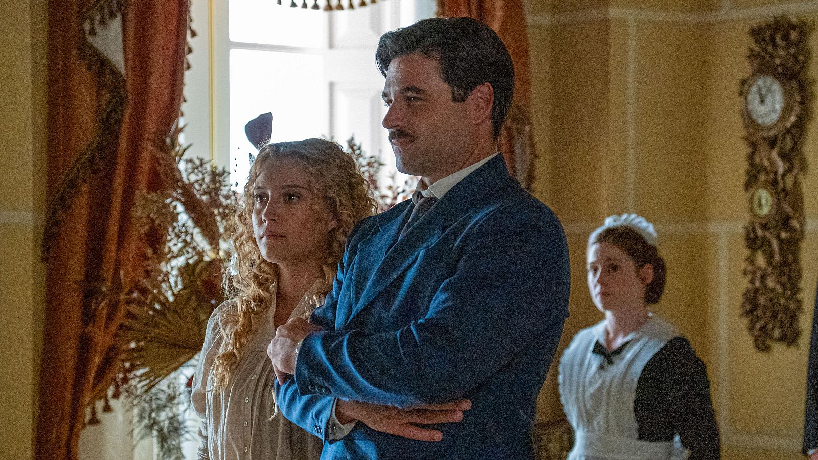 La Promesa: El recibimiento de Jana en la planta noble - La promesa | Ver