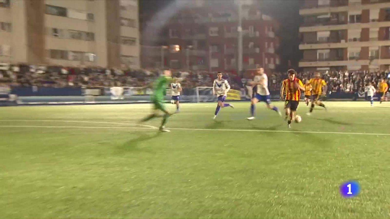 Fútbol - Suspendido por incidentes el CE Europa - Sant Andreu