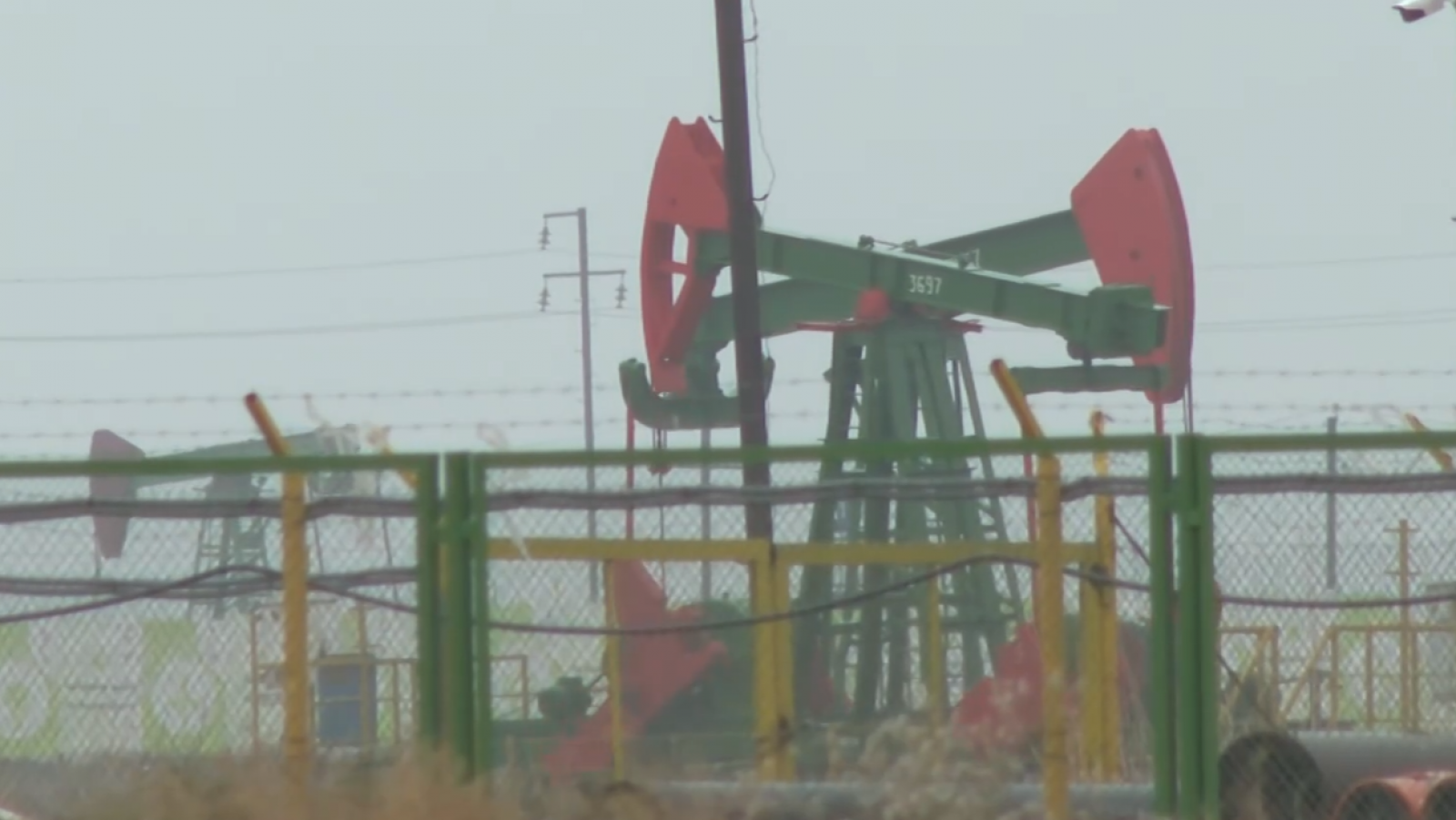 Abandonar los combustibles fósiles: el gran reto de la COP 29 | Ver