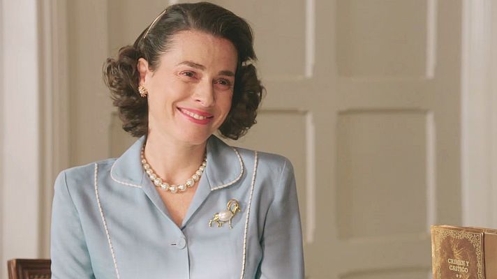 Salón de té La Moderna - Lázara pide ayuda a Emiliano