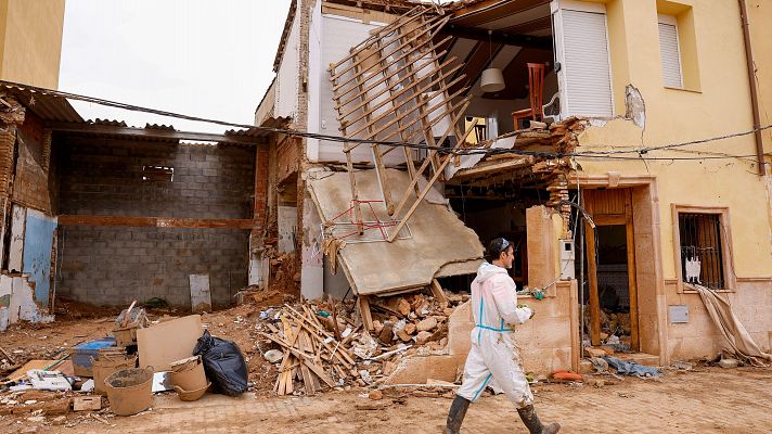 Telediario 1 - Ayudas a la vivienda por la DANA: preocupación porque el dinero llegue antes que el peritaje