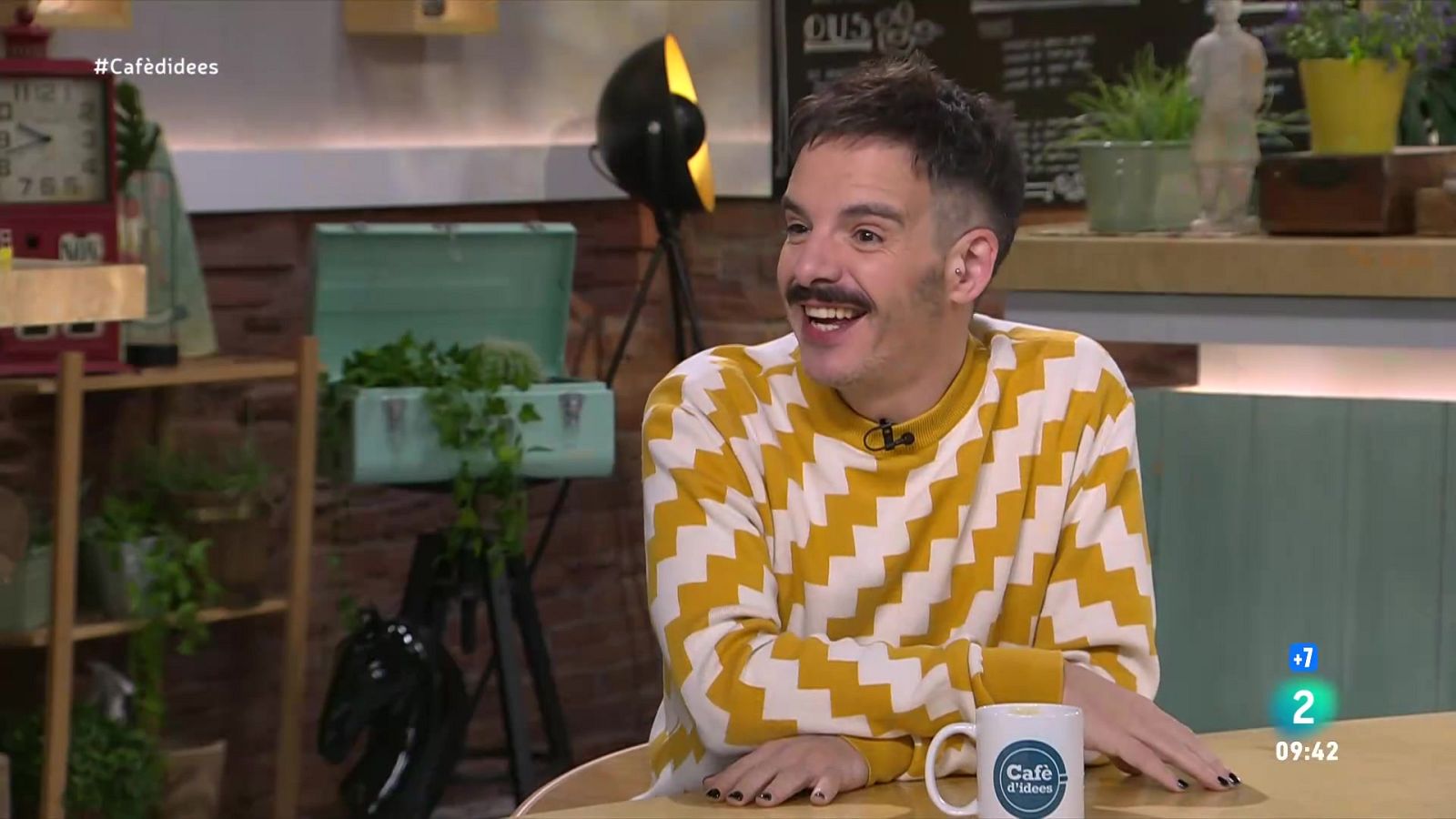 Javier Giner presenta la sèrie 'Yo, adicto' - Cafè d'idees | Veure