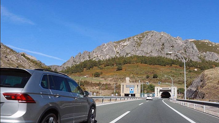 La hostelería del puerto de Pajares respira gracias al cierre en la AP-66 tras un desprendimiento