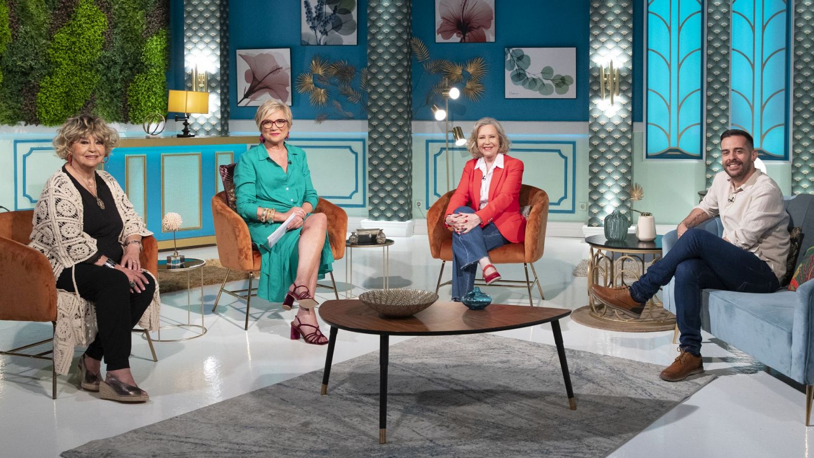 Cine de barrio - Presentación: La tía de Carlos - ver ahora