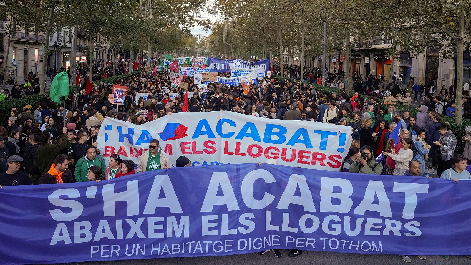 Manifestación en Barcelona para exigir una bajada de los alquileres