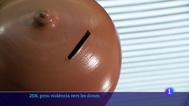 La violència econòmica, una de les més invisibles - L'Informatiu | Veure
