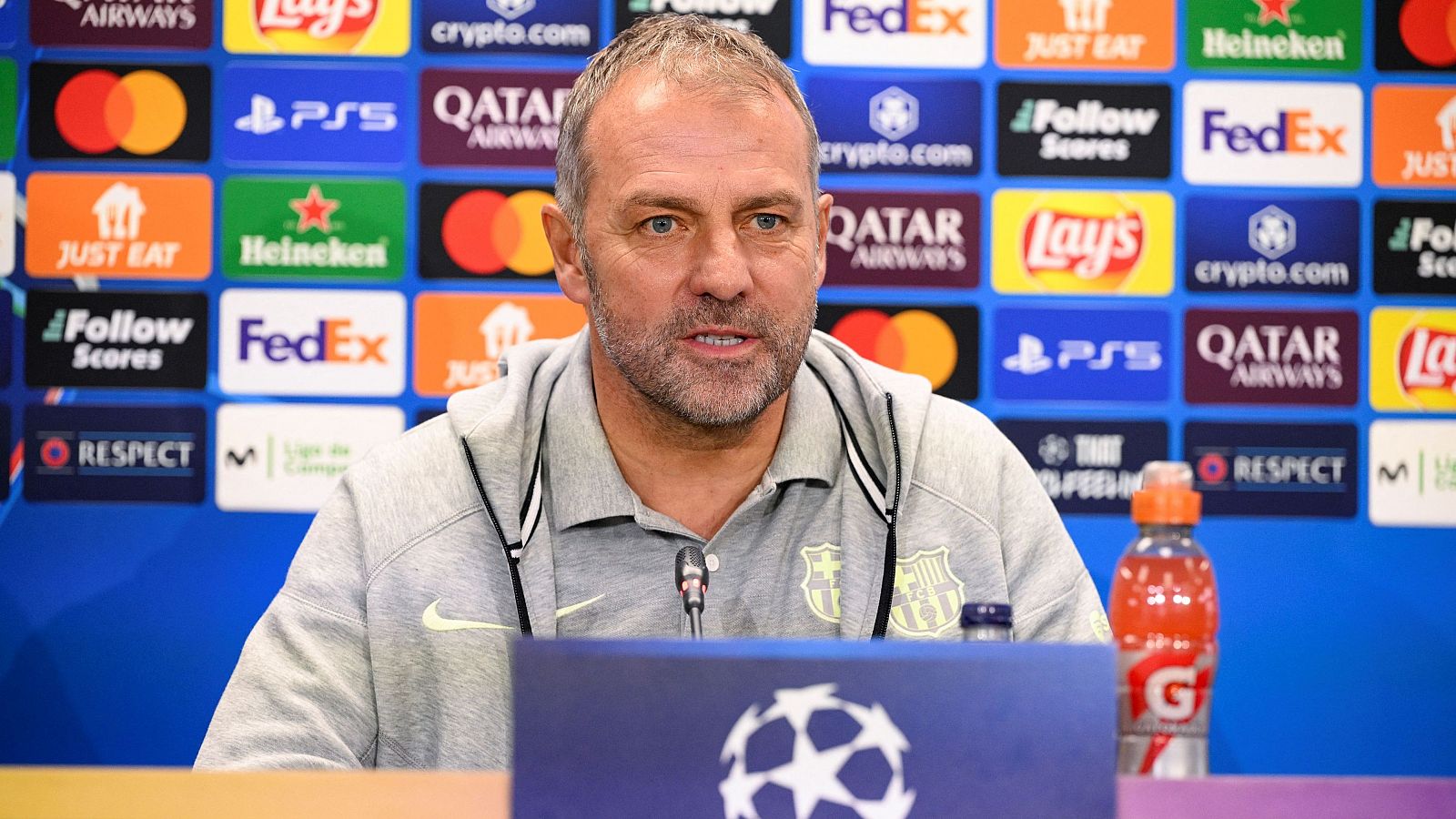 Barcelona - Brest: Hansi Flick e Iñigo Martínez, rueda de prensa | Ver