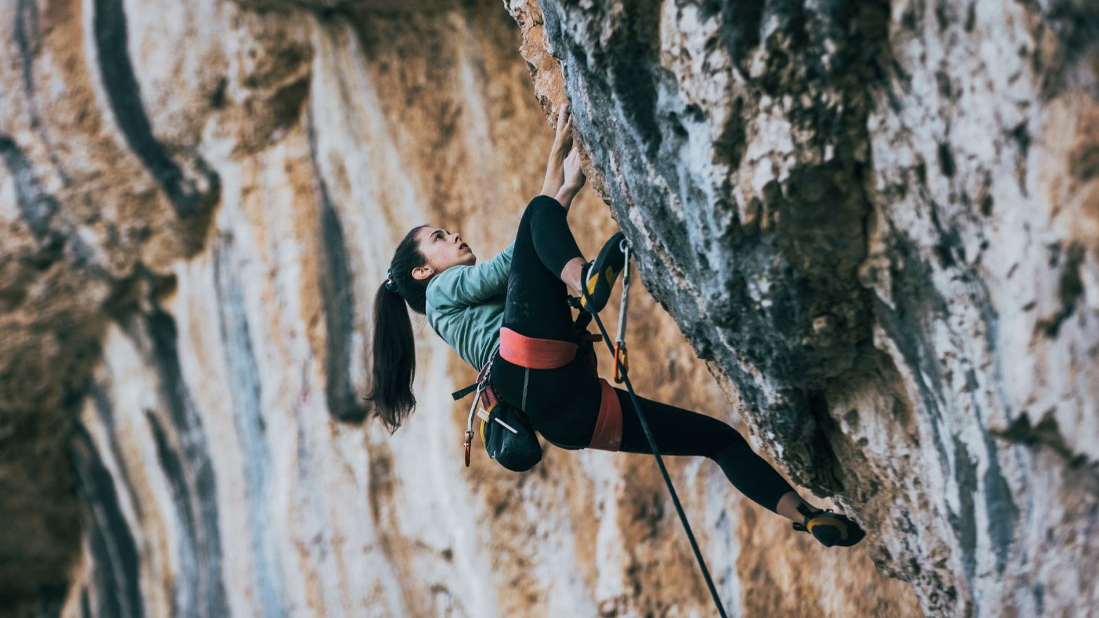 Ainhize Belar, gran promesa de la escalada en roca