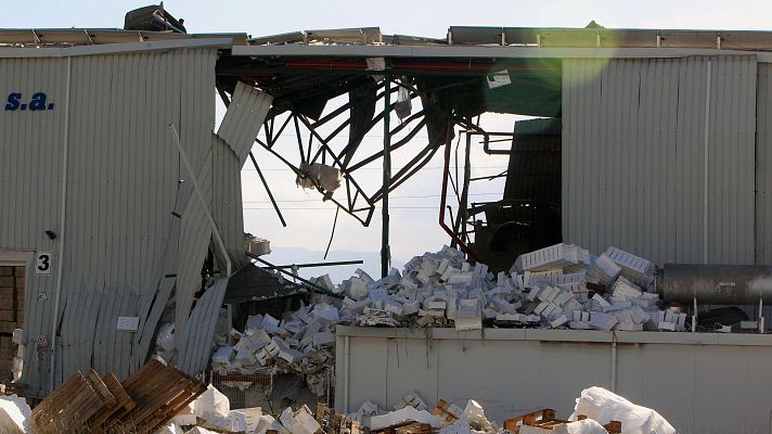 La explosión de una fábrica en Alicante deja tres muertos y tres heridos graves