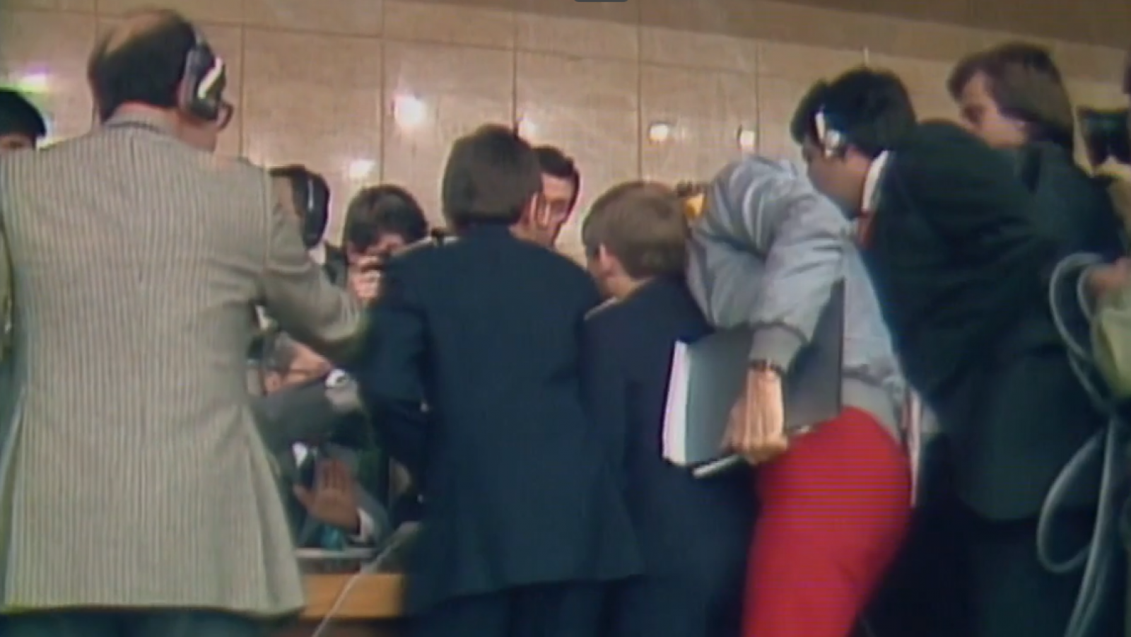 1983: el Gordo de la Lotería de Navidad fue el 53288 | Ver