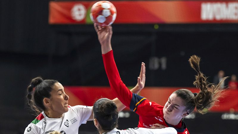 Ester Somaza, clave en la victoria de España ante Portugal - Europeo de Balonmano | Ver