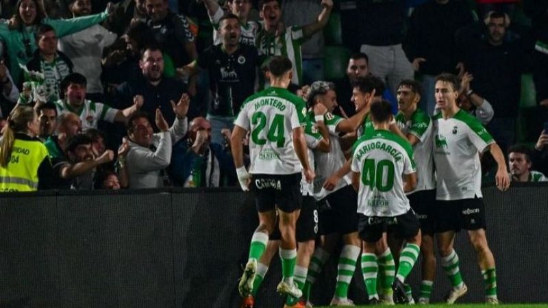 El Racing, gran líder en Segunda una década después de su crisis | Ver