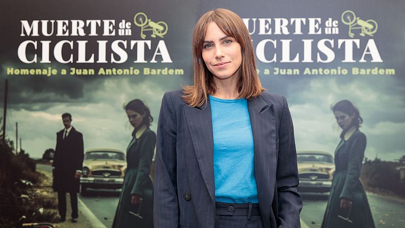 Ficción sonora - Aura Garrido protagoniza 'Muerte de un ciclista' para RNE