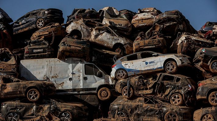 El día a día de los afectados en Valencia, un mes después de la tragedia