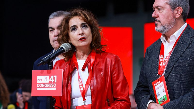 El PSOE carga contra el PP a las puertas de su Congreso Federal - Telediario 1 | Ver