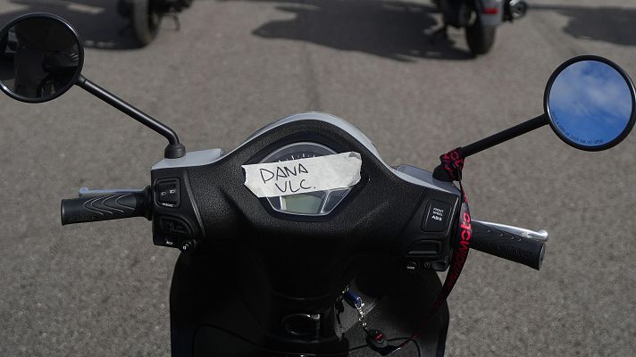 Telediario Fin de Semana - Salvando motos tras la DANA, otro ejemplo de solidaridad