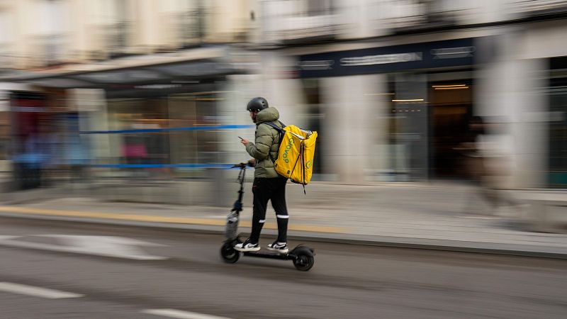 Los 'riders' de Glovo podrán reclamar las cotizaciones pagadas - La hora de La 1 | Ver