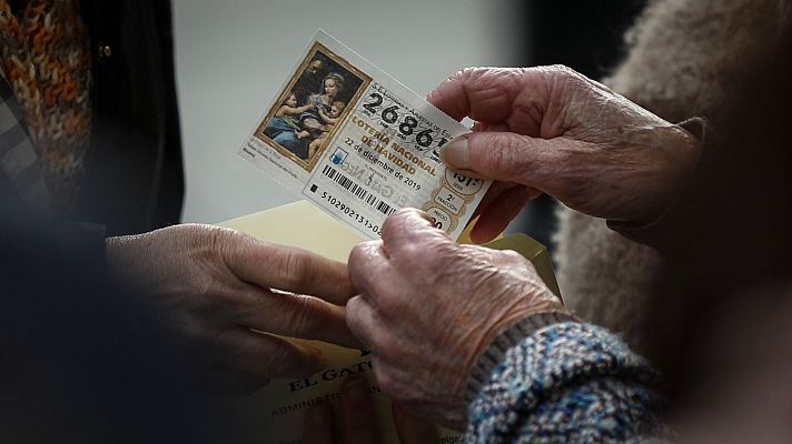 Consejos para compartir décimos: "El que guarde el décimo debe enviar una foto y aportar sus datos"