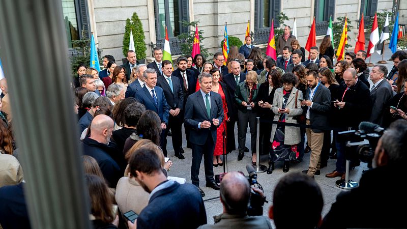 Feijóo: "Este Gobierno es el que más ha atacado la Constitución de 1978" - La hora de La 1 | Ver