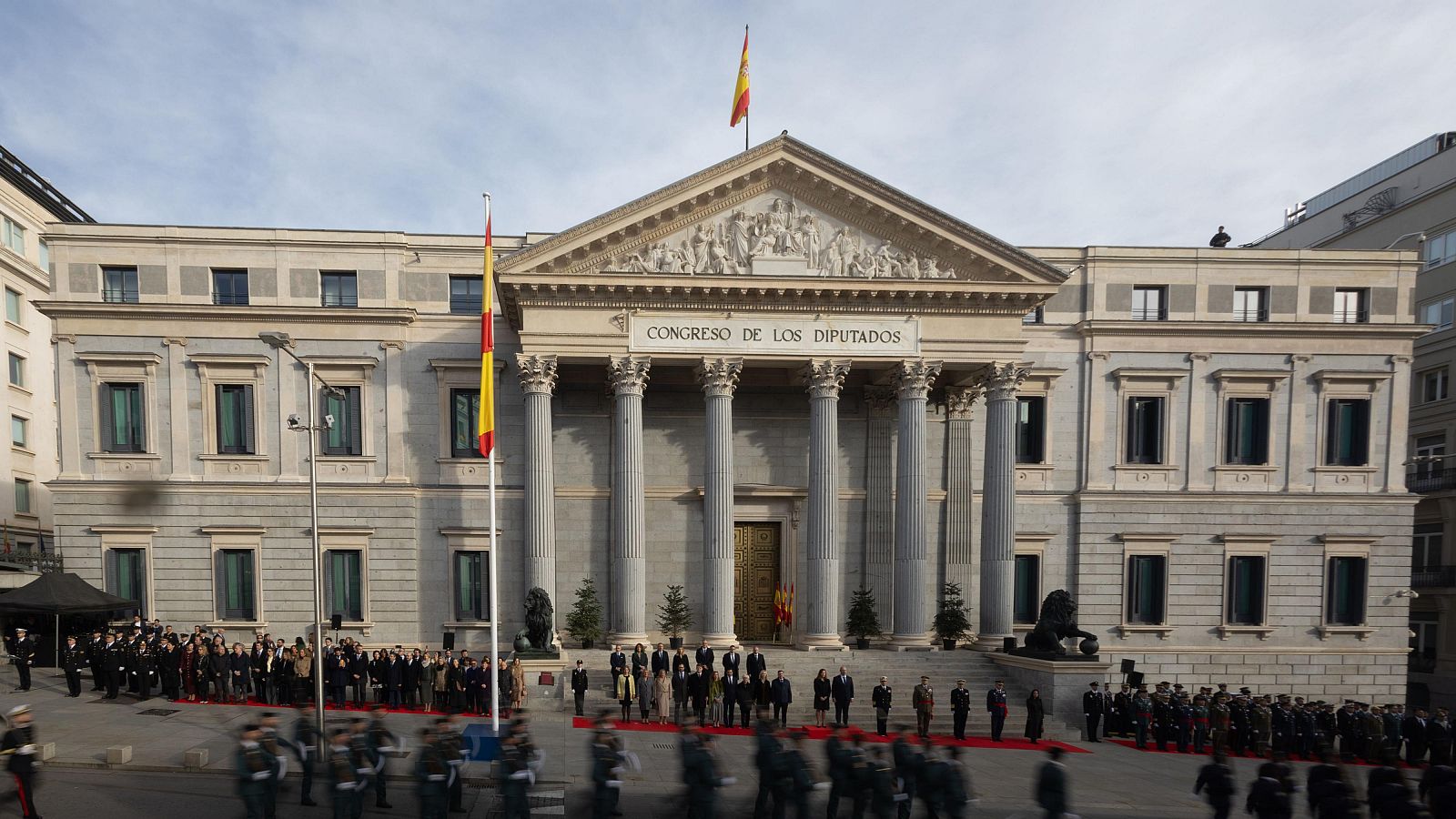 Reacciones políticas por el día de la Constitución