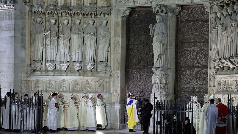 Notre Dame de París reabre tras cinco años y medio | Ver