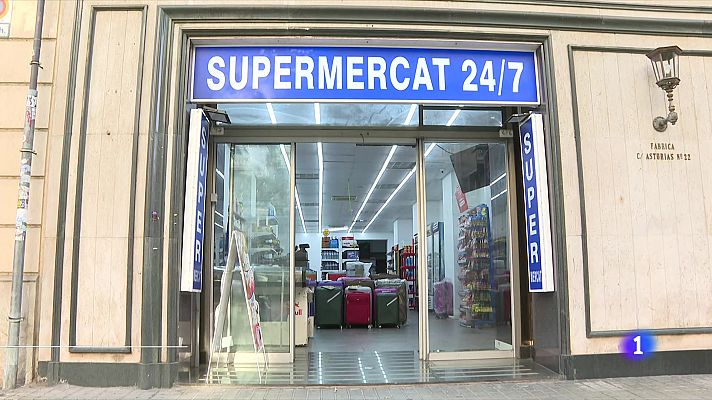 Macroinspecció en un centenar de supermercats 24 hores amb 2.000 sancions