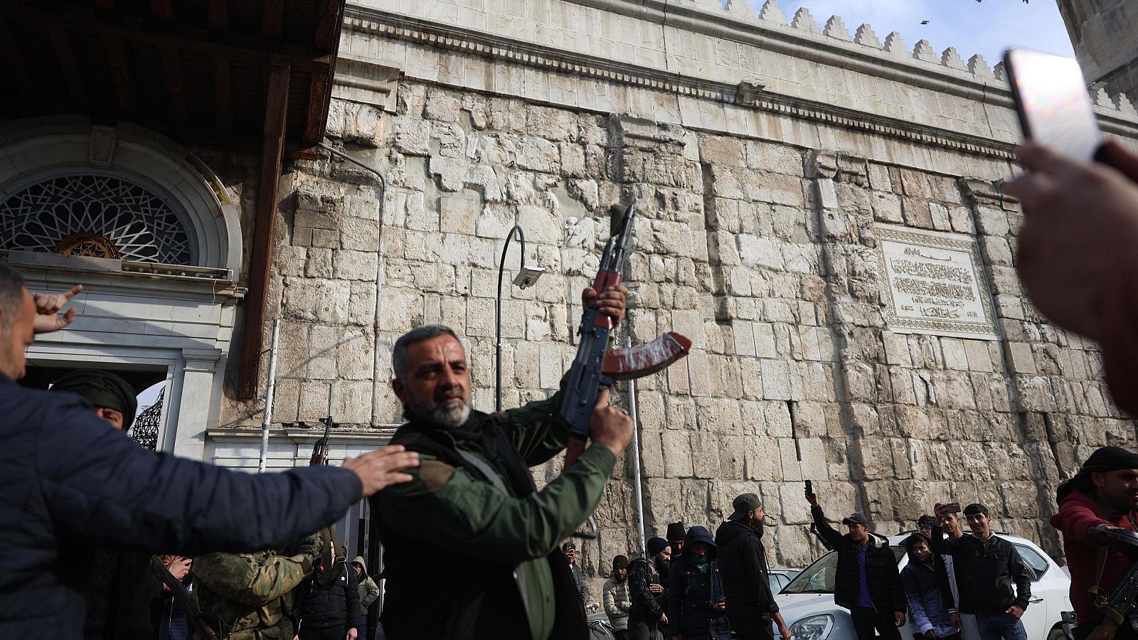 Almudena Ariza logra entrar en Damasco | Ver