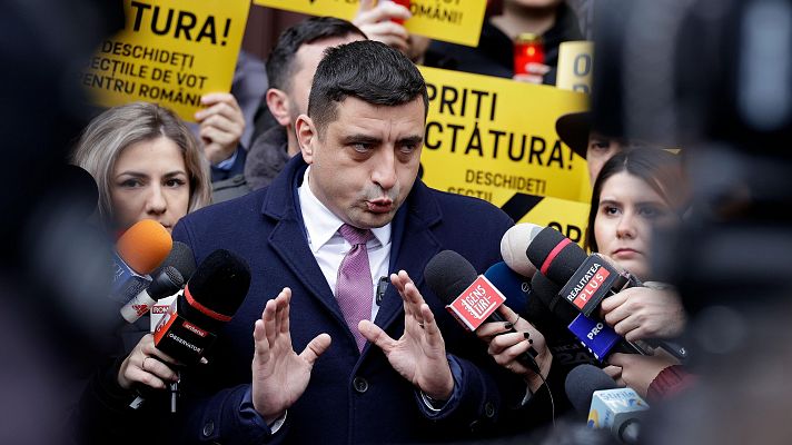 Telediario 2 - Rumanía vive su no-jornada electoral marcada por las protestas de la ultraderecha