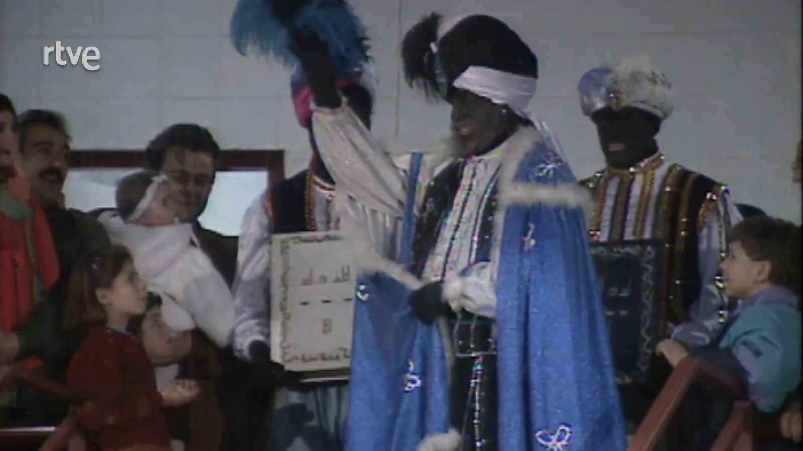 Cent anys de Reis - Arxiu | Veure