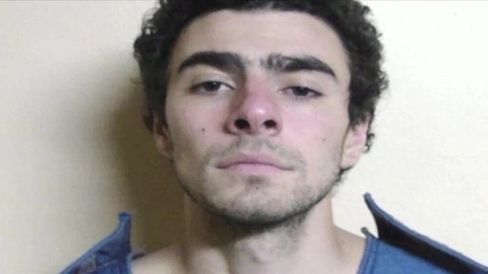 Telediario 1 - Detenido el sospechoso de asesinar al director ejecutivo de UnitedHealthcareen en pleno Manhattan