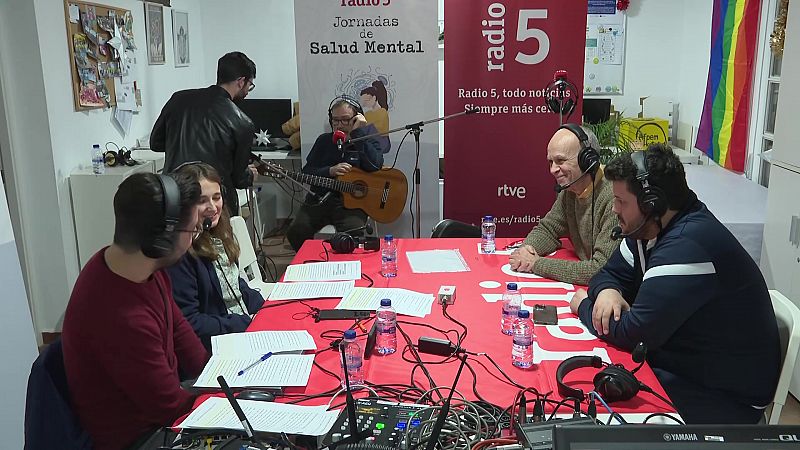 Miquel Gil, músico valenciano: "Todavía estamos digiriendo, con el duelo puesto"