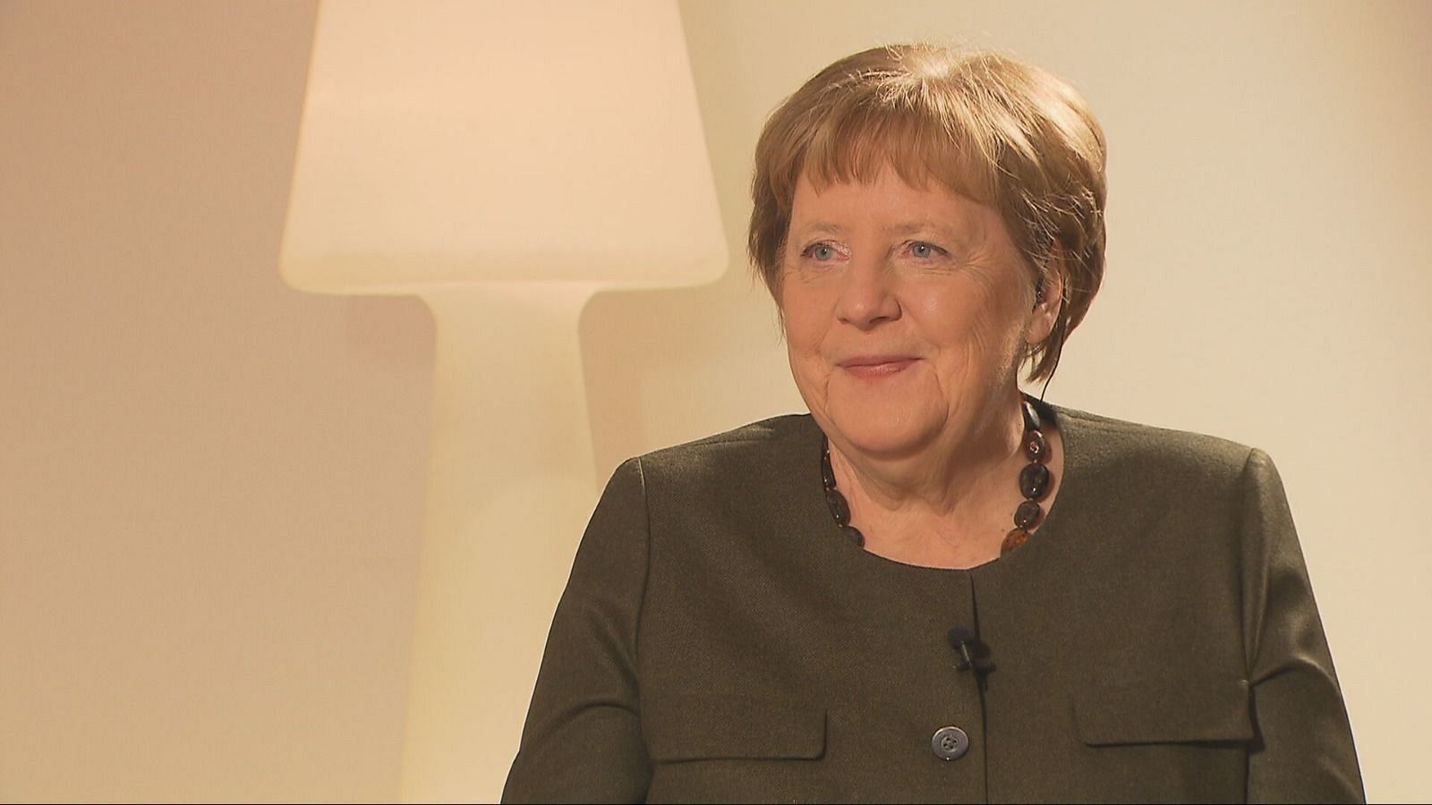 RTVE entrevista a la excanciller alemana, Angela Merkel, que presenta sus memorias