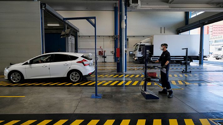 Telediario 1 - Pasar la ITV, un 10% más caro: País Vasco y Madrid, las comunidades donde más cuesta