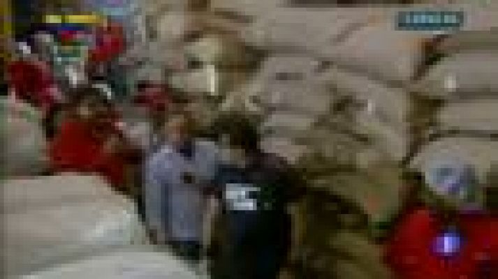 Telediario 1 - Maduro afirma "más pronto que tarde vamos a ver a Hugo Chávez" en Venezuela