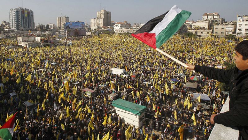 Al Fatah, el partido que gobierna en Cisjordania, celebra el 48 aniversario de su fundación 