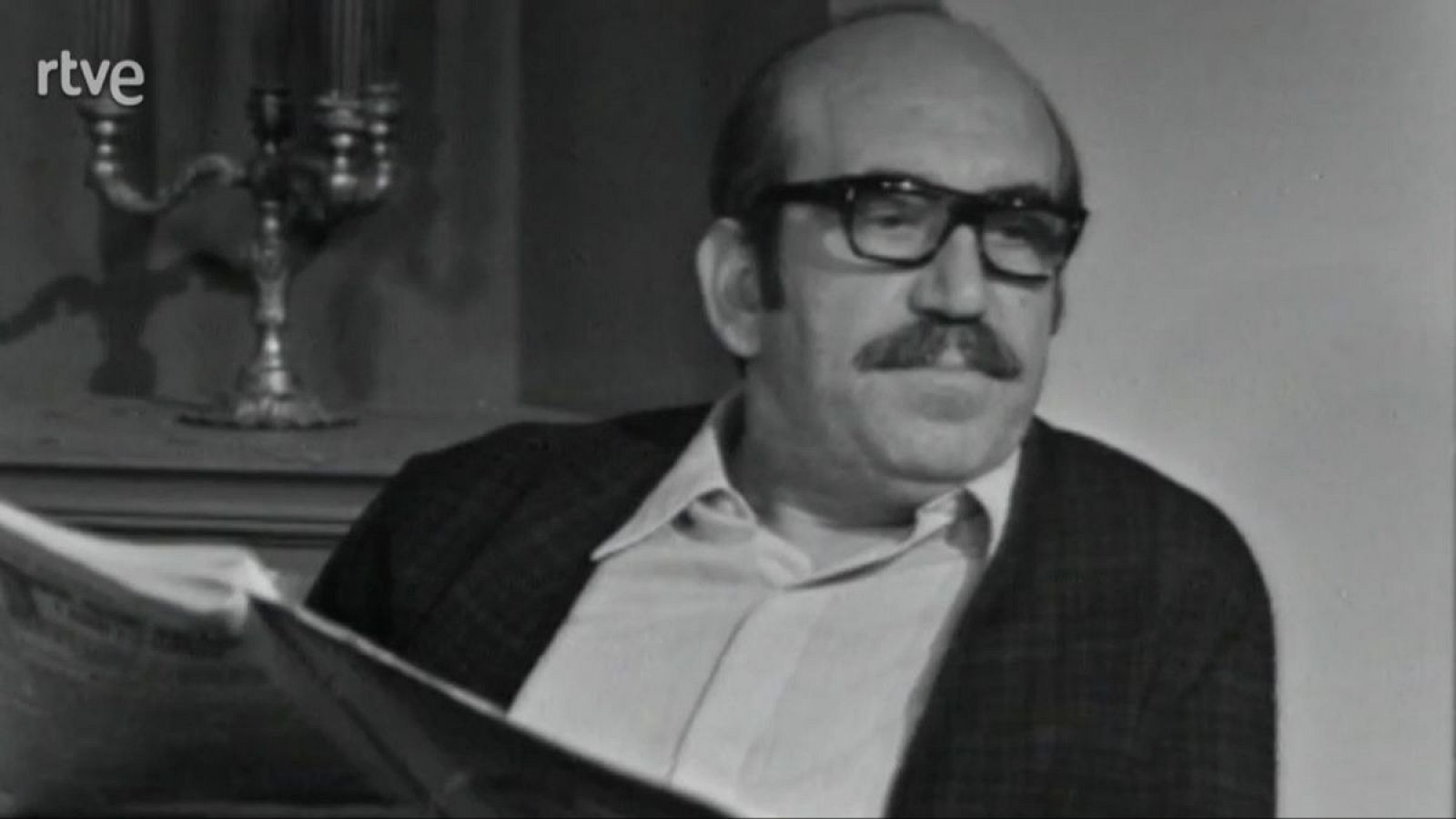 Bajo el mismo techo - En mi casa son así - Bajo el mismo techo | Ver