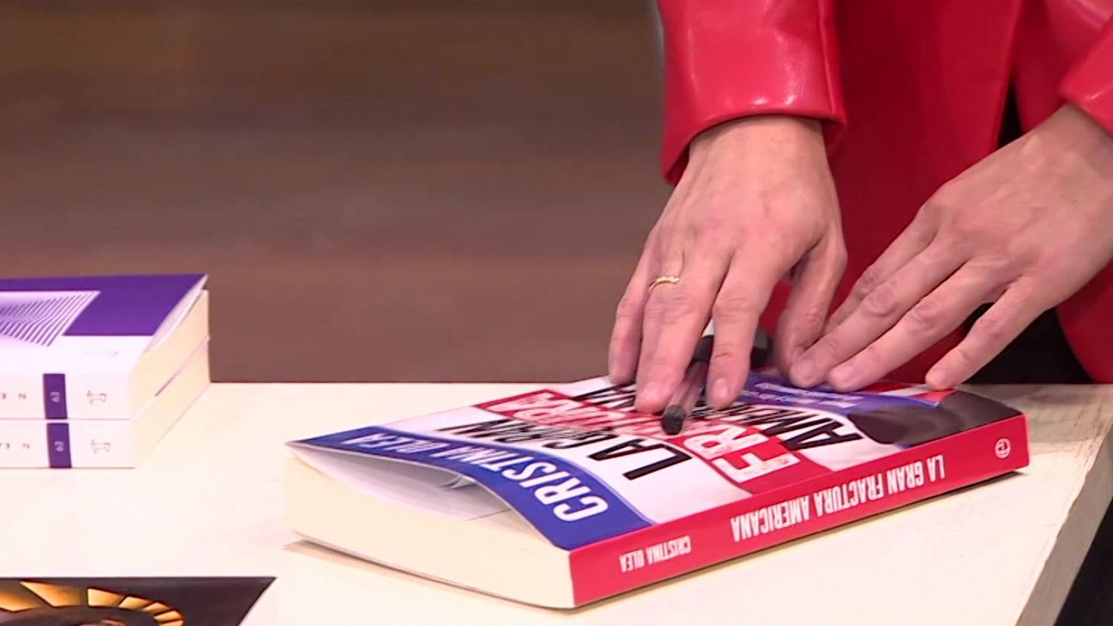 Cristina Olea repasa sus años como corresponsal en EE.UU. en 'La gran fractura americana' | Ver