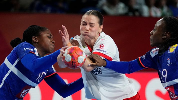 Europeo de Balonmano - Espectacular vaselina de Hojlund para certificar el pase de Dinamarca a la final del Europeo de balonmano