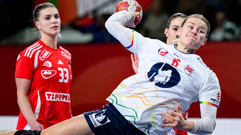 Balonmano - Campeonato de Europa Femenino. 1 Semifinal: Hungra - Noruega - ver ahora