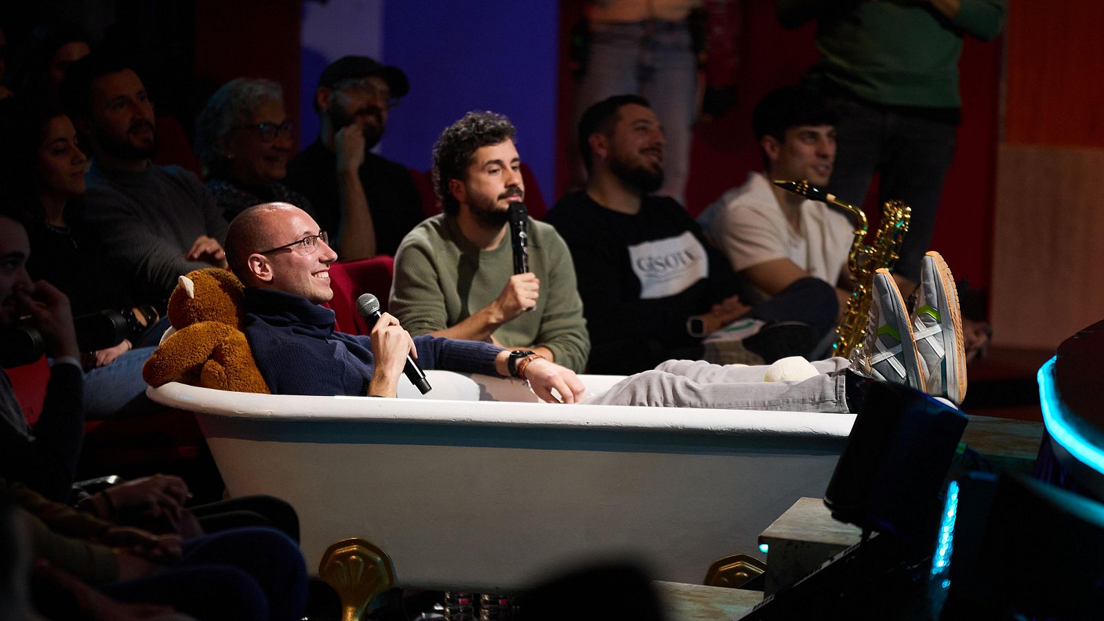 La Revuelta | Un recuerdo para Adrián 16/12/24 - La Revuelta | Ver