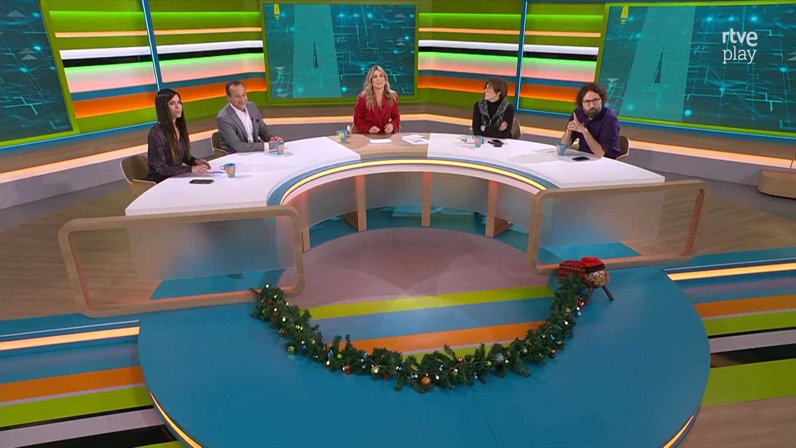 Robatoris, IA i ciència i decoració de Nadal segura | L'altaveu - L'altaveu | Veure