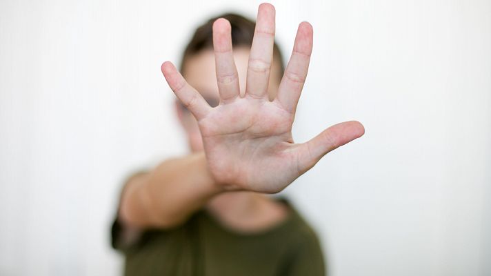 Telediario 1 - La ministra de Igualdad reúne al comité de crisis por el repunte de casos de violencia de género