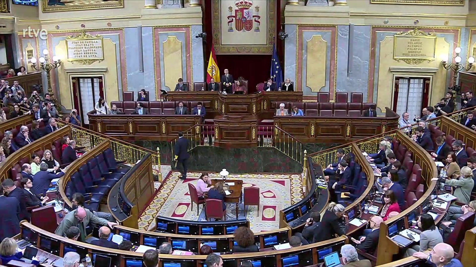 Informativo 24 horas - 20h - 18/12/24 - ver ahora