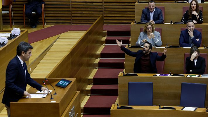 Una bronca en las Cortes Valencianas obliga a detener el pleno entre gritos de 'dimisión' contra Mazón