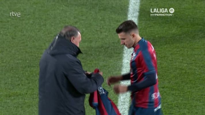 Resúmenes de LaLiga - Huesca - Tenerife: resumen partido 20ª jornada | Segunda